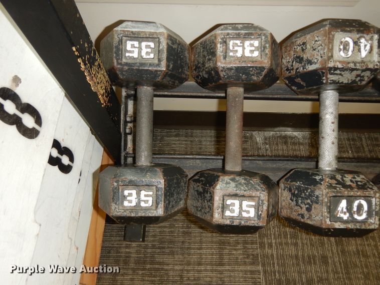 image for item GH9927 Weight rack with dumbbells