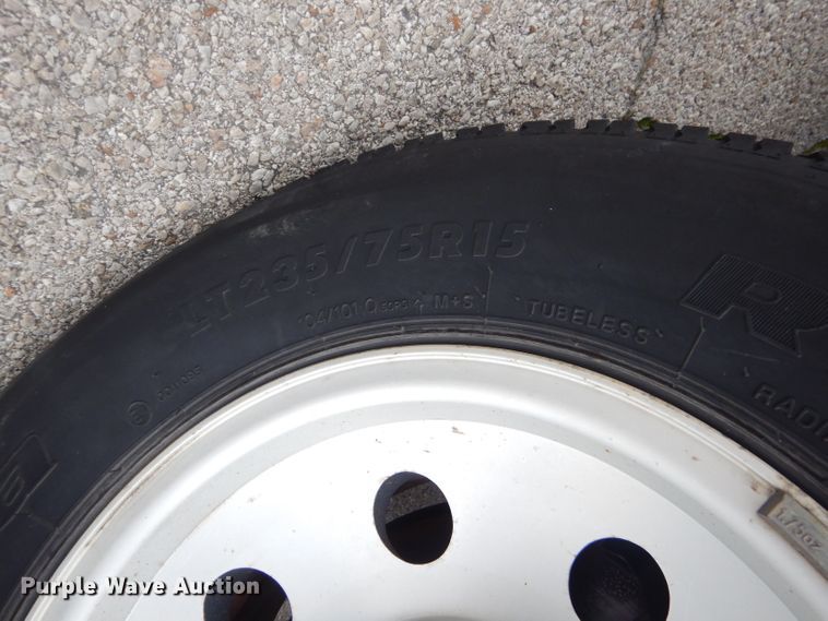 image for item GN9362 1991 Chevrolet Suburban  SUV