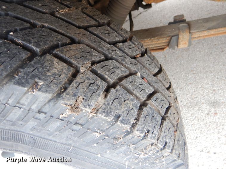 image for item GN9362 1991 Chevrolet Suburban  SUV