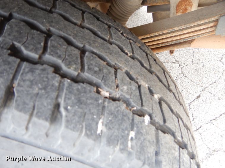 image for item GN9362 1991 Chevrolet Suburban  SUV