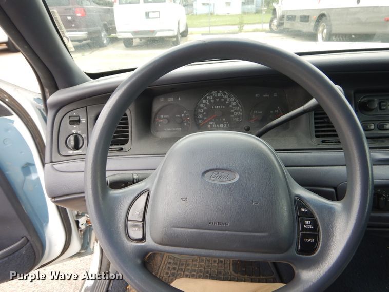image for item GN9365 1998 Ford Crown Victoria Police Interceptor