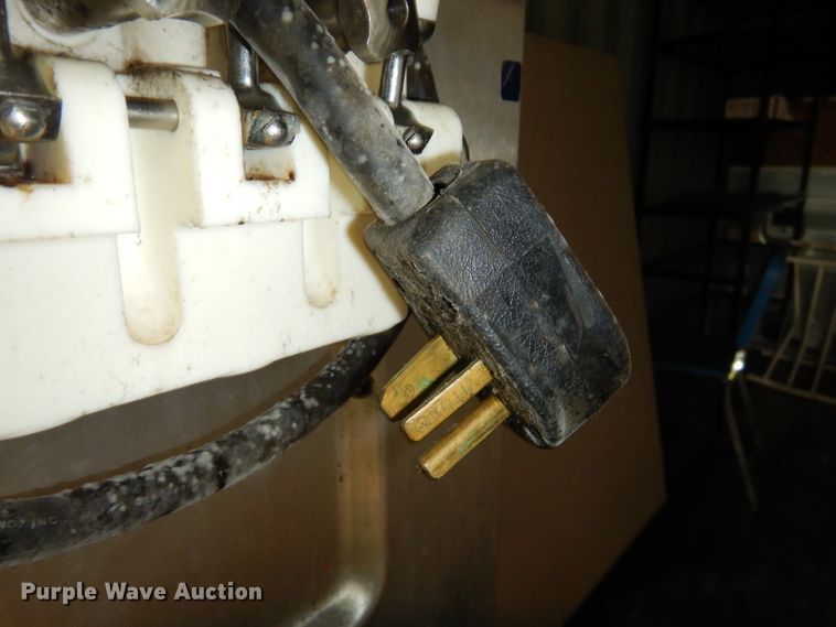 image for item GN9367 Coldelite UF313 ice cream maker