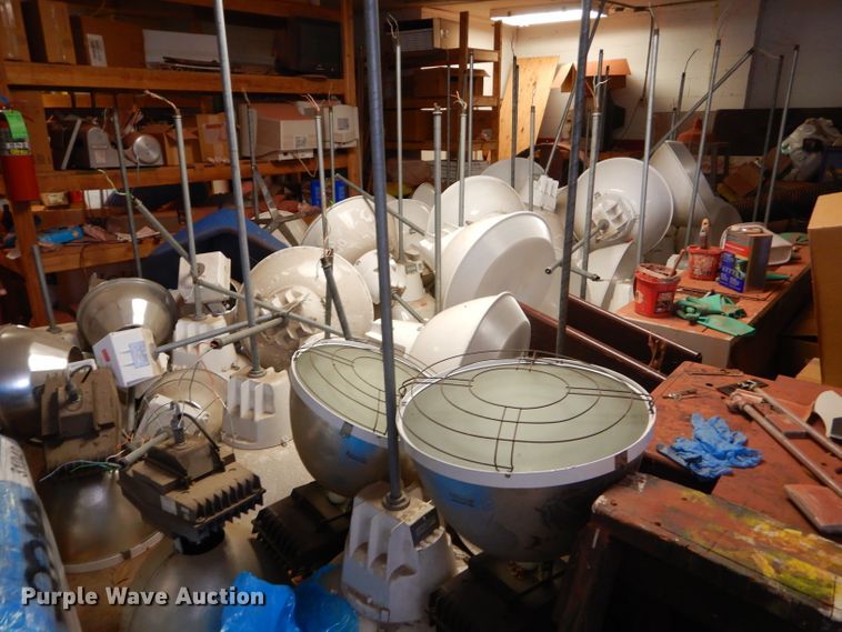 image for item GN9368 Approximately 80 lights