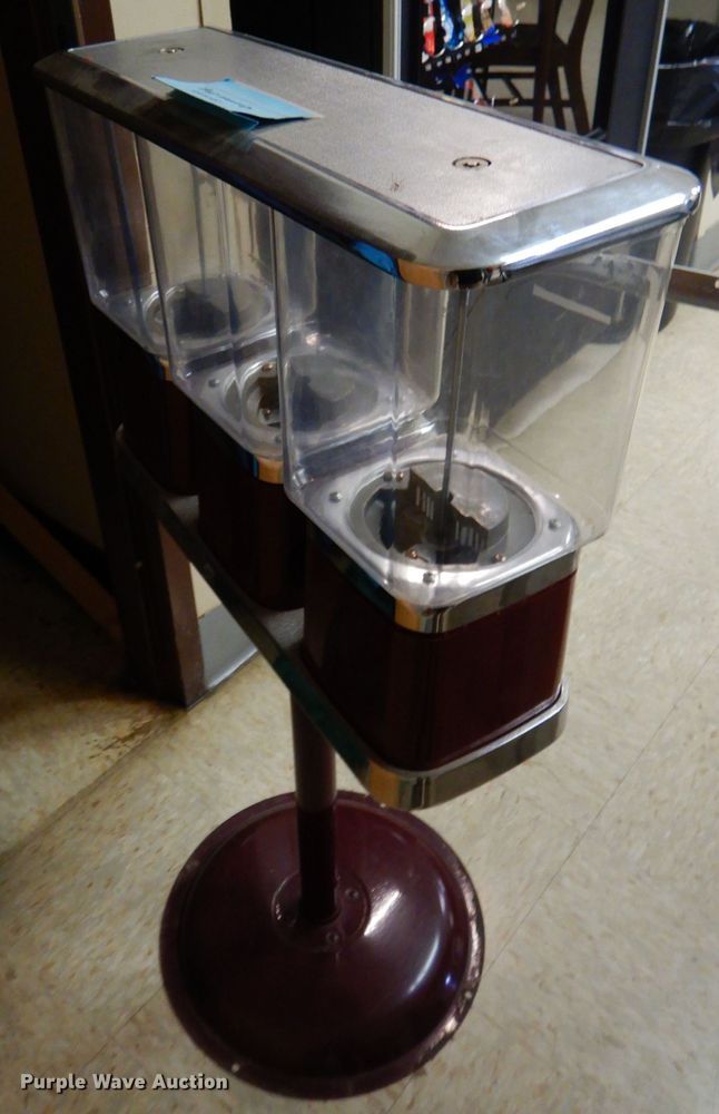 image for item GN9371 Gumball machine