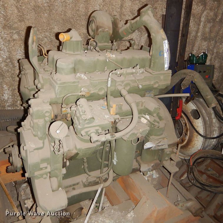 image for item GN9381 Caterpillar 3304 four cylinder diesel engine