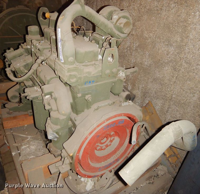 image for item GN9381 Caterpillar 3304 four cylinder diesel engine