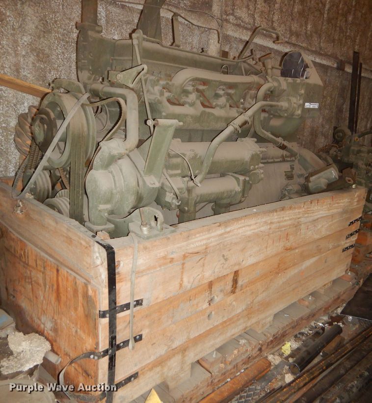 image for item GN9382 Caterpillar D342 six cylinder diesel engine