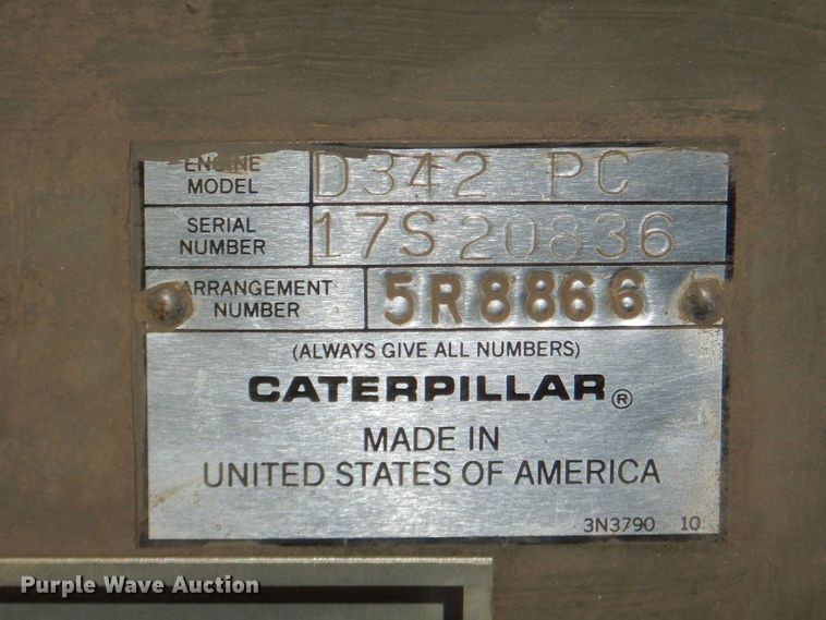 image for item GN9382 Caterpillar D342 six cylinder diesel engine