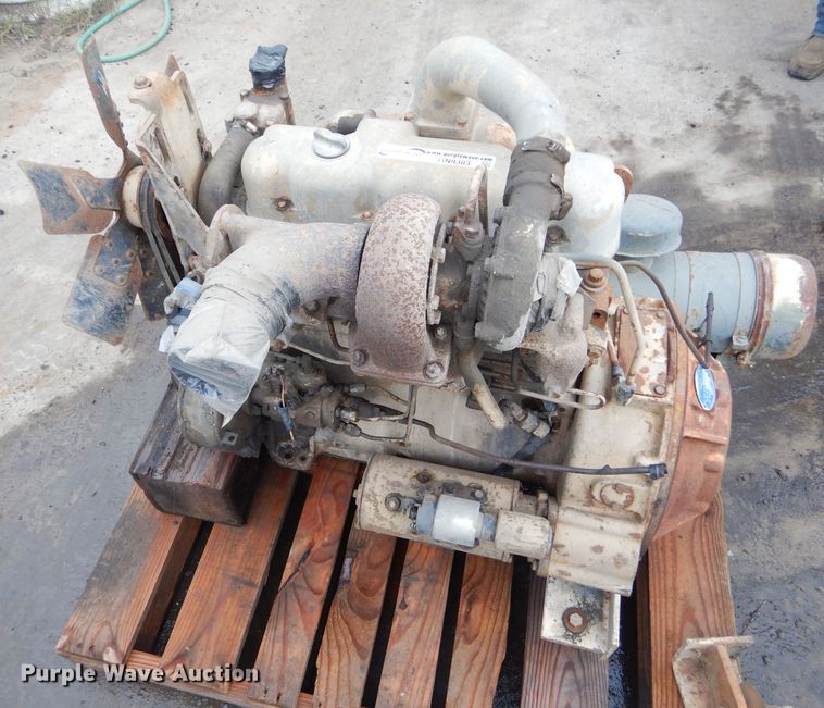 image for item GN9383 Allis Chalmers four cylinder diesel engine