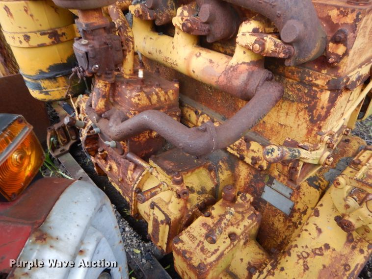 image for item GN9384 Caterpillar six cylinder diesel engine