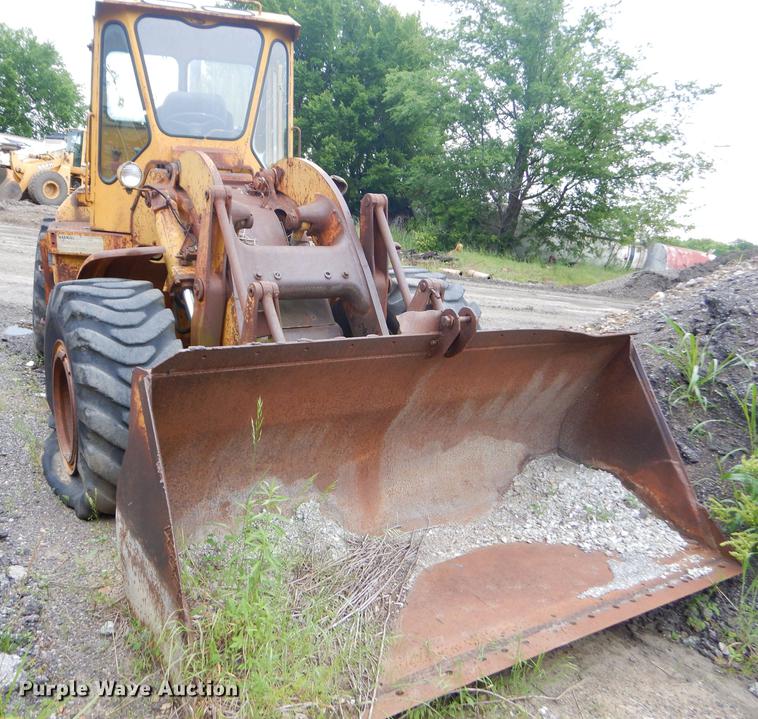 image for item GN9385 1966 Caterpillar 950  wheel loader
