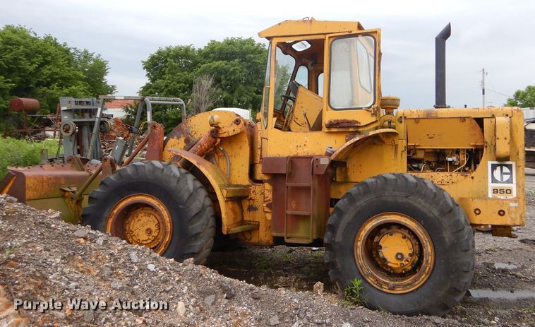 image for item GN9385 1966 Caterpillar 950  wheel loader