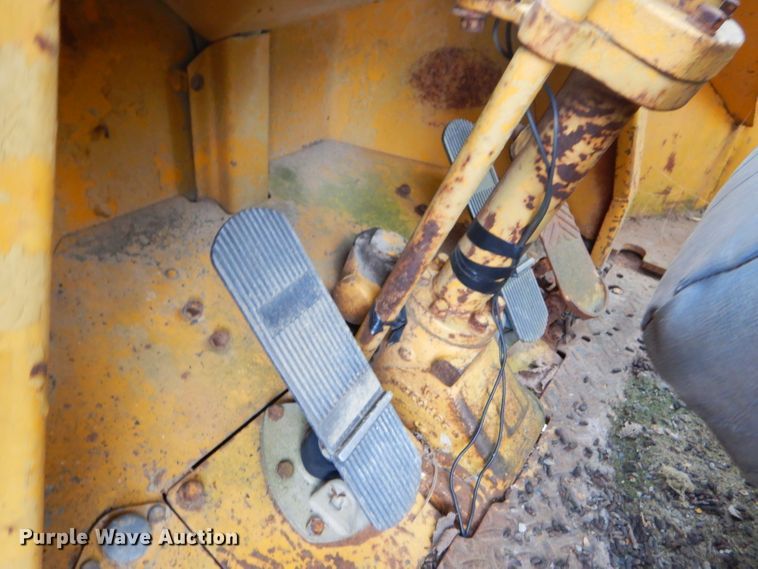 image for item GN9385 1966 Caterpillar 950  wheel loader