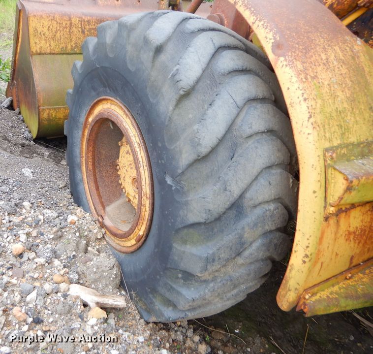 image for item GN9385 1966 Caterpillar 950  wheel loader