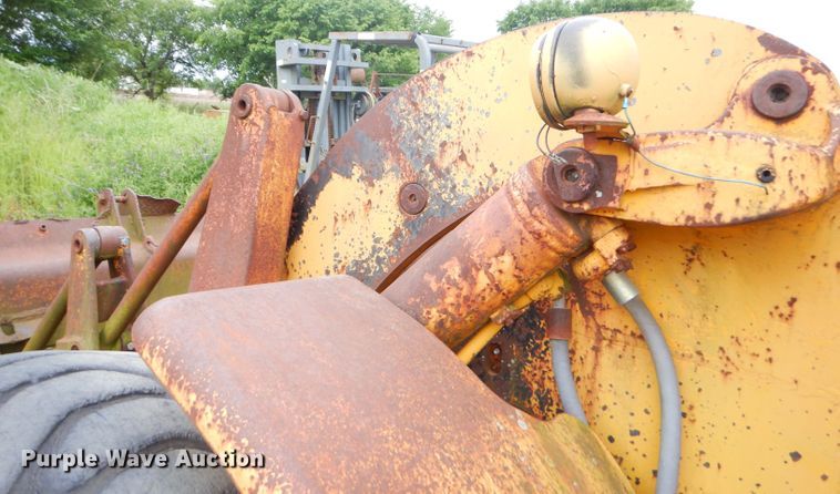 image for item GN9385 1966 Caterpillar 950  wheel loader