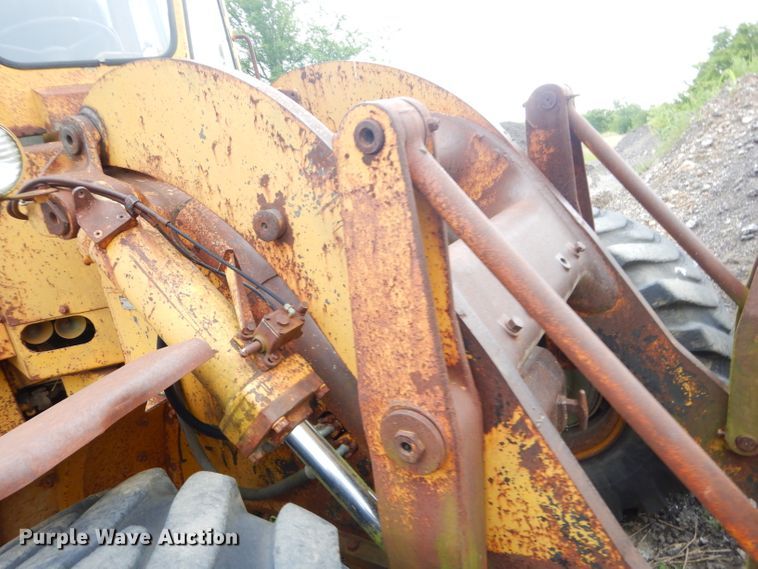 image for item GN9385 1966 Caterpillar 950  wheel loader