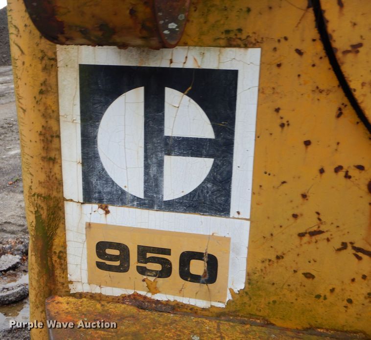 image for item GN9385 1966 Caterpillar 950  wheel loader