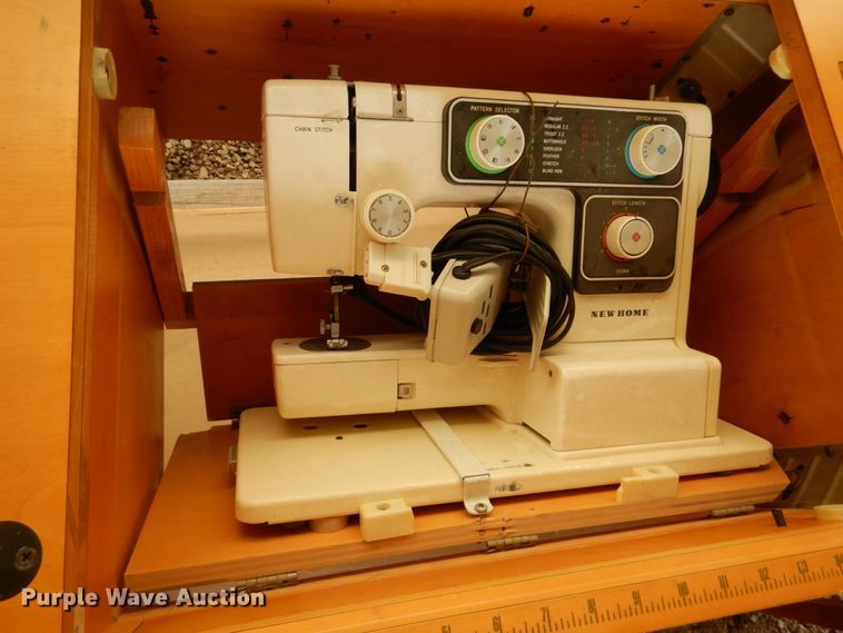 image for item GO9170 (9) sewing machines