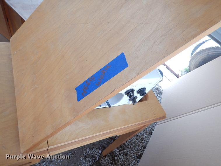 image for item GO9170 (9) sewing machines