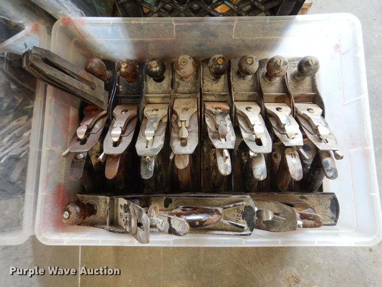 image for item GO9175 Woodworking supplies