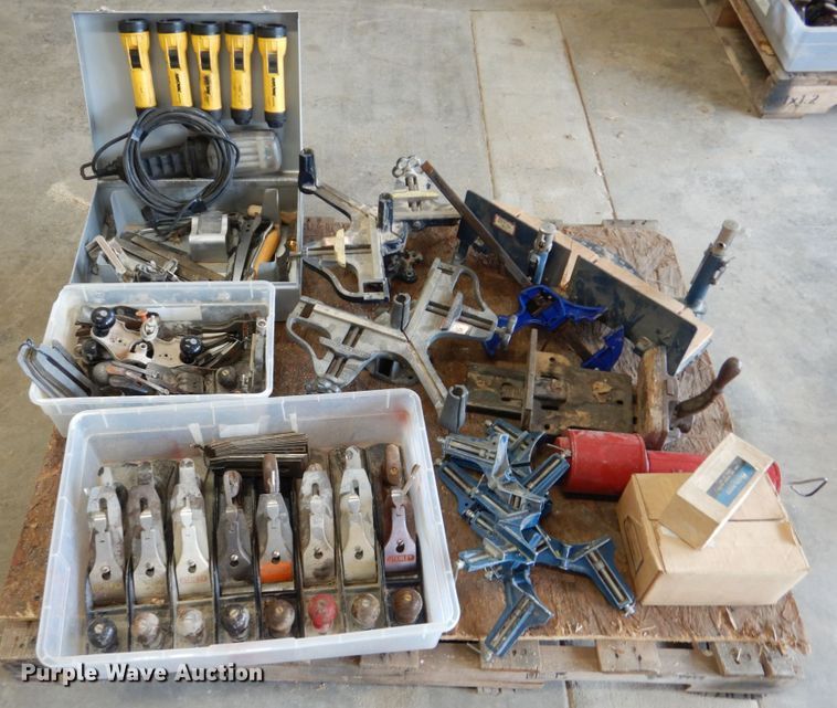 image for item GO9176 Tools