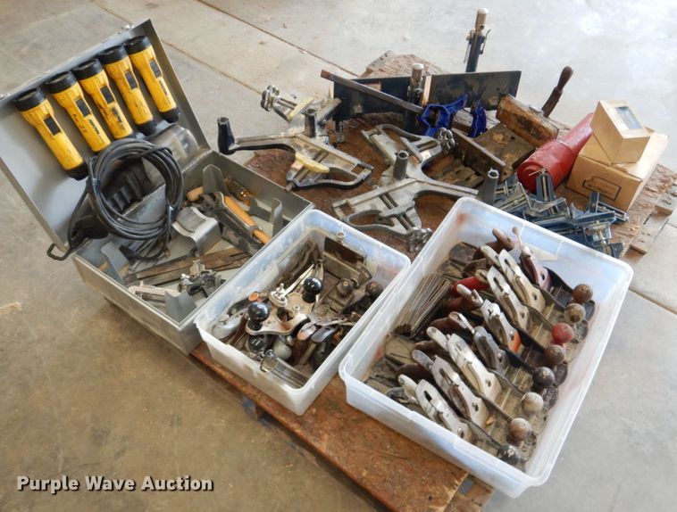 image for item GO9176 Tools