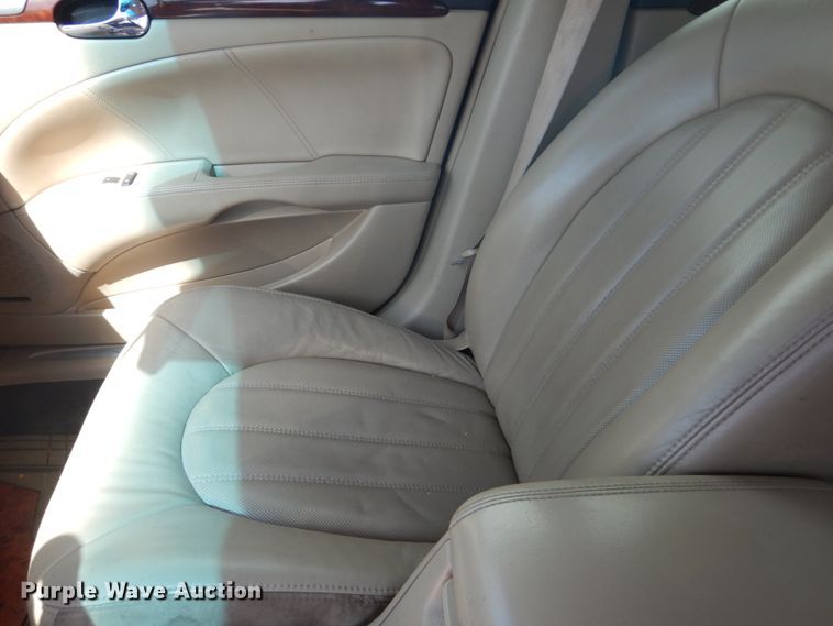 image for item GO9189 2007 Buick Lucerne CXS