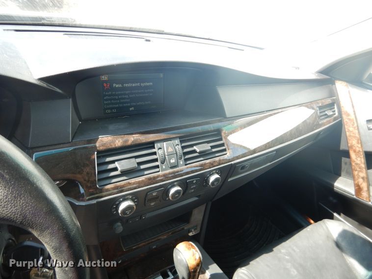 image for item GO9190 2006 BMW 530XI