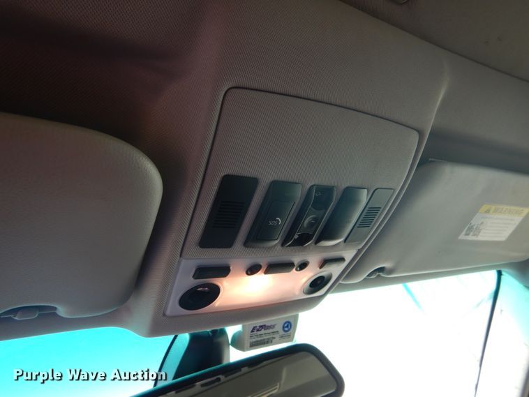 image for item GO9190 2006 BMW 530XI