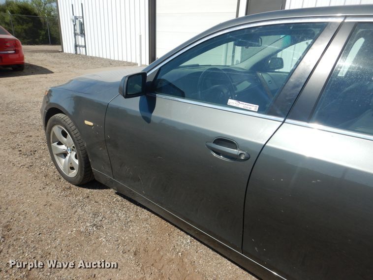 image for item GO9190 2006 BMW 530XI