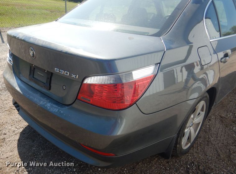 image for item GO9190 2006 BMW 530XI
