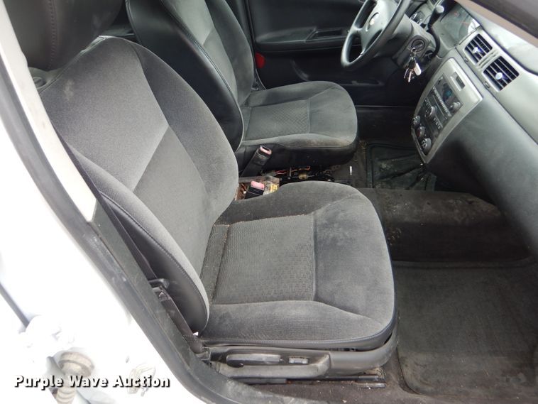 image for item GO9682 2013 Chevrolet Impala Police Cruiser