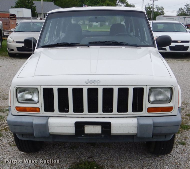 image for item GO9683 1999 Jeep Cherokee  SUV