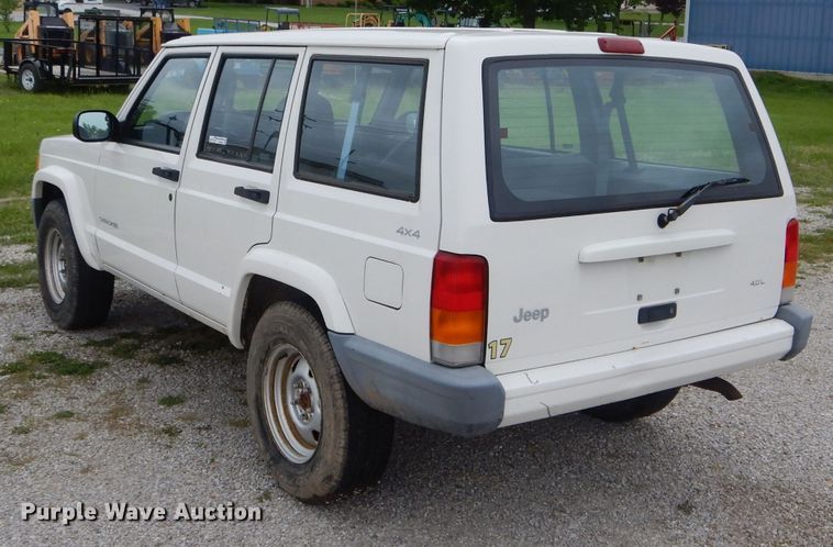 image for item GO9683 1999 Jeep Cherokee  SUV