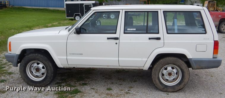 image for item GO9683 1999 Jeep Cherokee  SUV