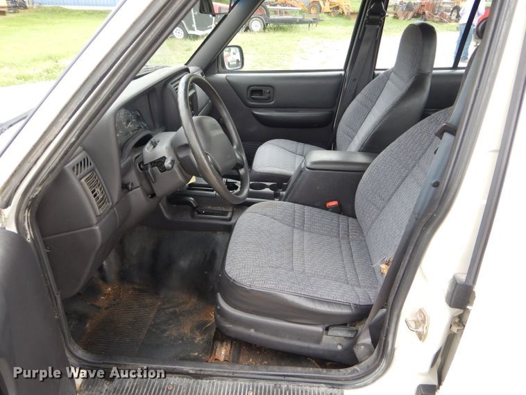 image for item GO9683 1999 Jeep Cherokee  SUV