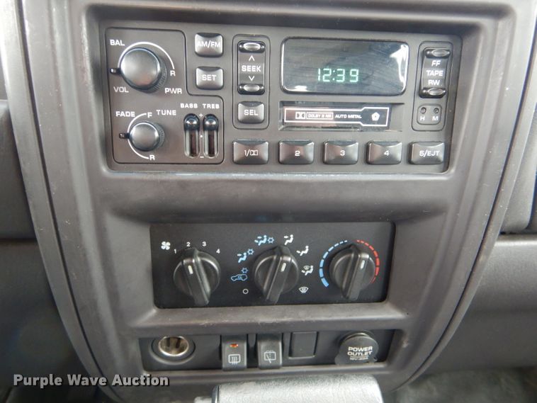 image for item GO9683 1999 Jeep Cherokee  SUV