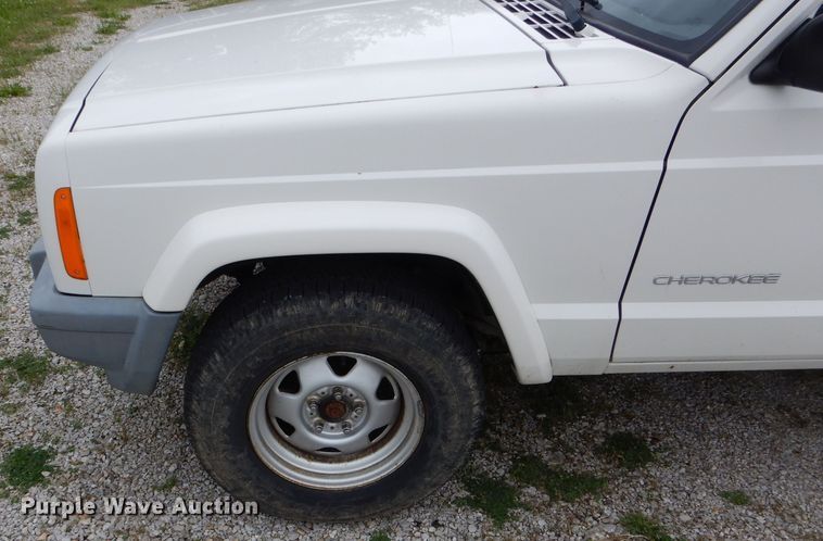 image for item GO9683 1999 Jeep Cherokee  SUV