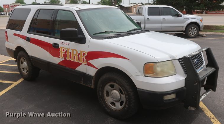 image for item GS9927 2004 Ford Expedition XLT  SUV