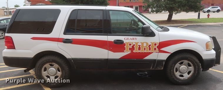image for item GS9927 2004 Ford Expedition XLT  SUV