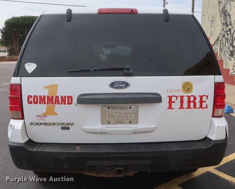 image for item GS9927 2004 Ford Expedition XLT  SUV