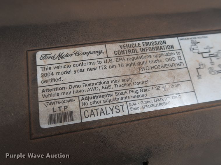 image for item GS9927 2004 Ford Expedition XLT  SUV