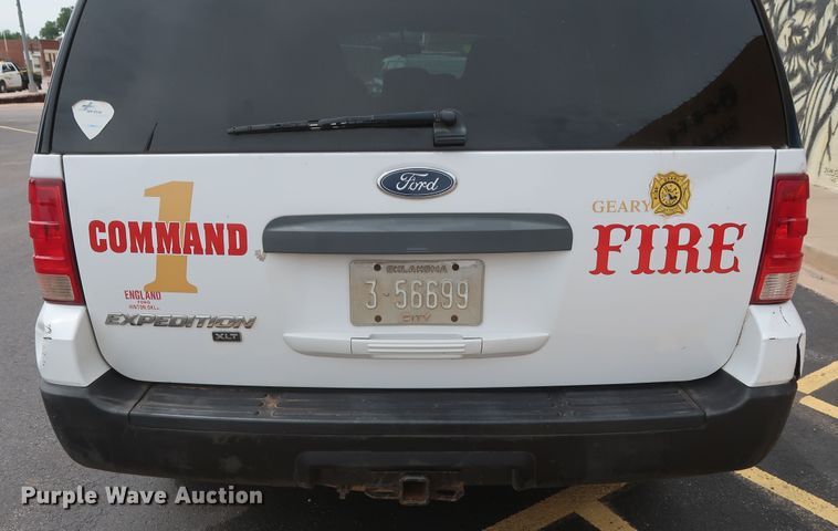 image for item GS9927 2004 Ford Expedition XLT  SUV