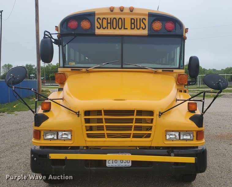 image for item GV9007 2006 Blue Bird L67061  school bus