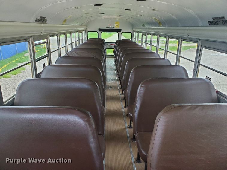 image for item GV9007 2006 Blue Bird L67061  school bus