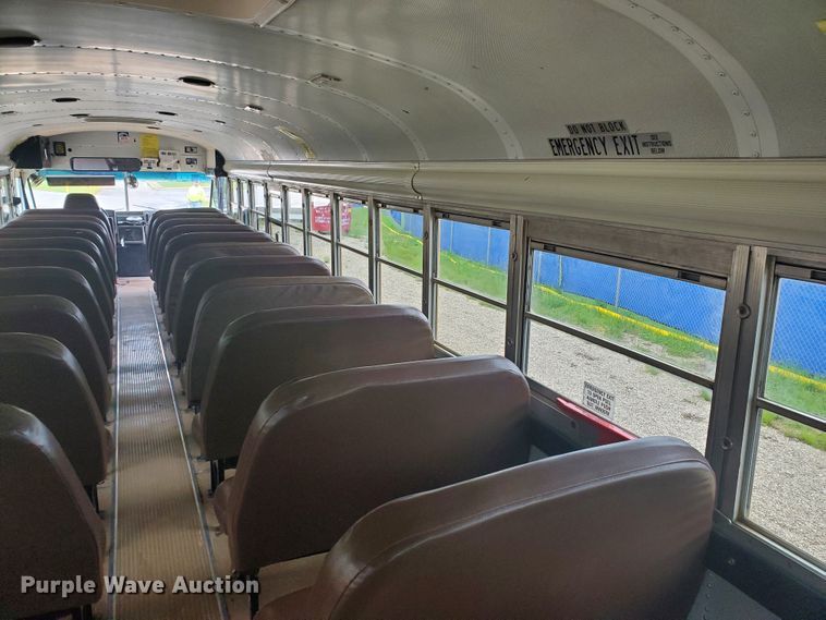 image for item GV9007 2006 Blue Bird L67061  school bus