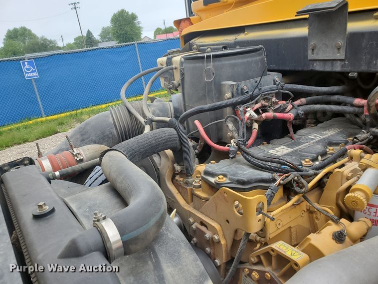 image for item GV9007 2006 Blue Bird L67061  school bus