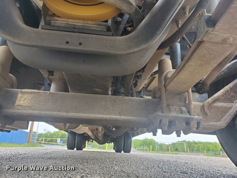 image for item GV9007 2006 Blue Bird L67061  school bus