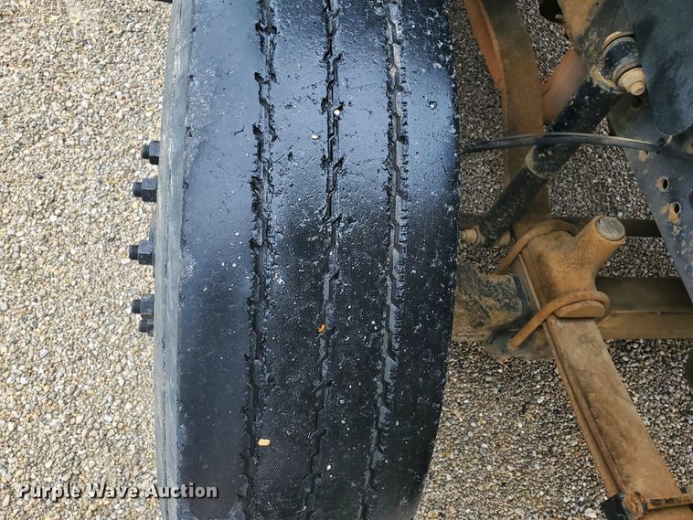 image for item GV9007 2006 Blue Bird L67061  school bus