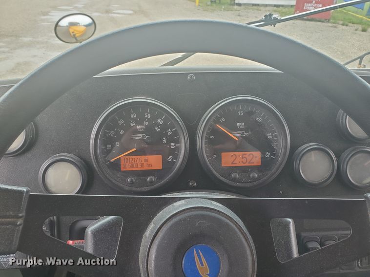 image for item GV9008 2007 Blue Bird L072648  school bus